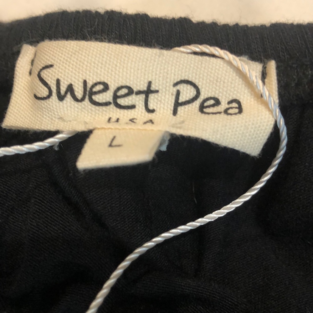 Sweet Pea Off Shoulder Maxi - Picture 4 of 10